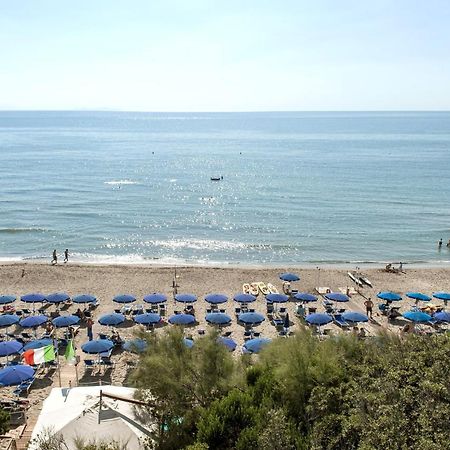 Hotel Villa Lo Scoglietto San Vincenzo Exterior foto