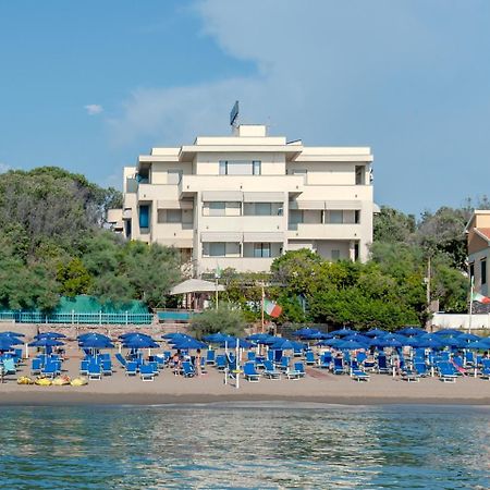 Hotel Villa Lo Scoglietto San Vincenzo Exterior foto